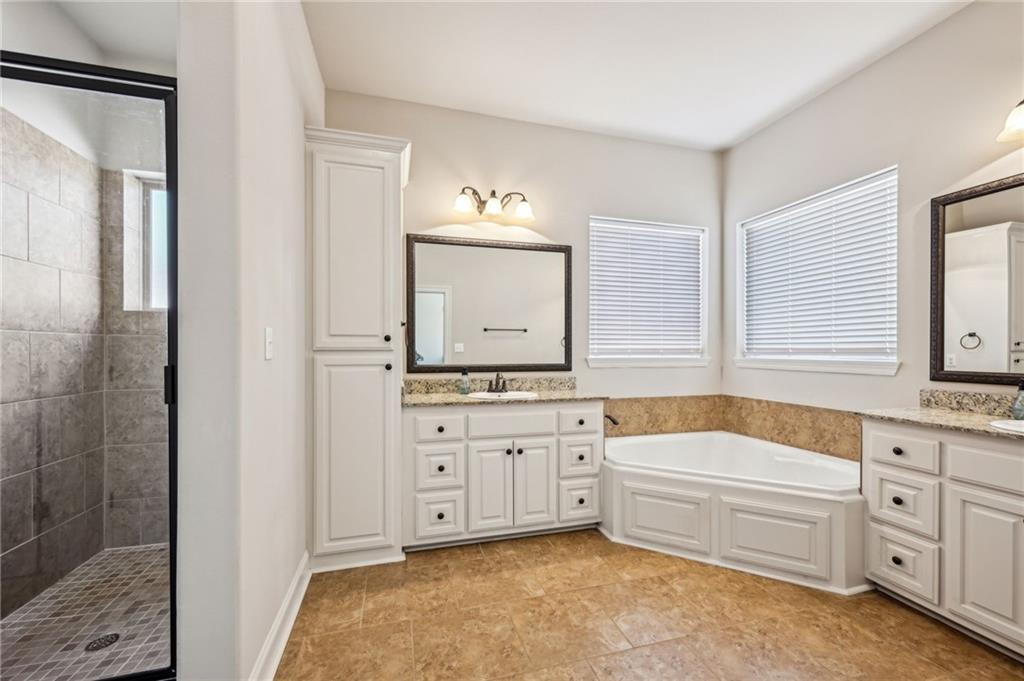 Covington, Louisiana 70433, United States, 4 Bedrooms Bedrooms, ,2 BathroomsBathrooms,Residential,Active,100030