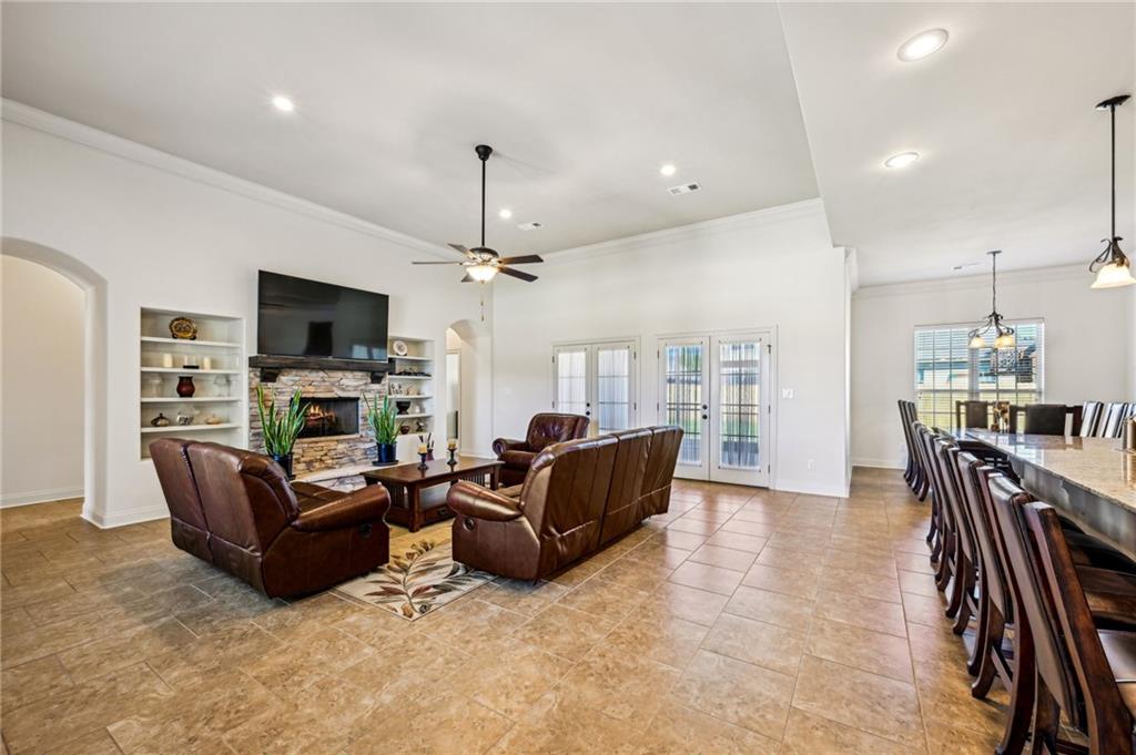 Covington, Louisiana 70433, United States, 4 Bedrooms Bedrooms, ,2 BathroomsBathrooms,Residential,Active,100030