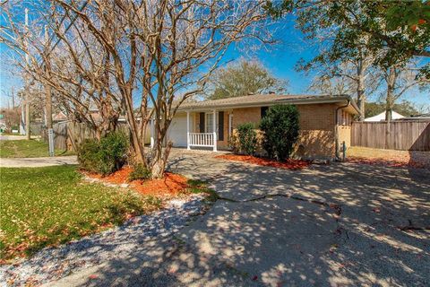 9445 JEFFERSON Highway River Ridge LA 70123