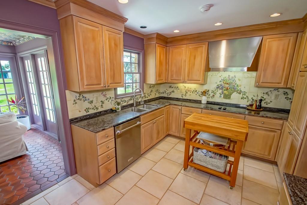 Photo 13 of 40 of 199 SAUVE Road house