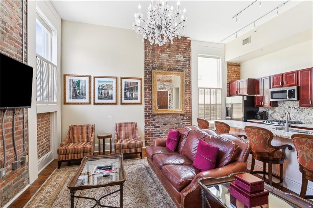 New Orleans, Louisiana 70130, United States, 2 Bedrooms Bedrooms, ,2 BathroomsBathrooms,Residential,Active,45299