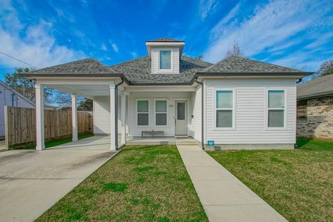 924 BROCKENBRAUGH Court Metairie LA 70005