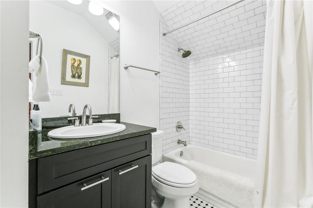 St. Bernard, Louisiana 70085, United States, 4 Bedrooms Bedrooms, ,5 BathroomsBathrooms,Residential,Pending,54588