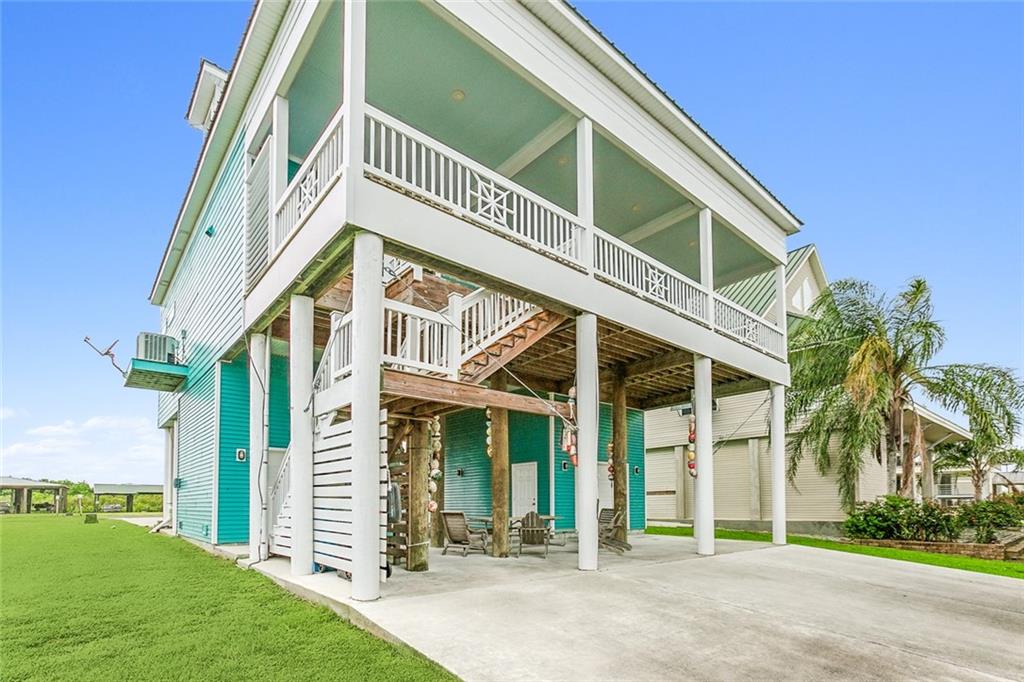St. Bernard, Louisiana 70085, United States, 4 Bedrooms Bedrooms, ,5 BathroomsBathrooms,Residential,Pending,54588