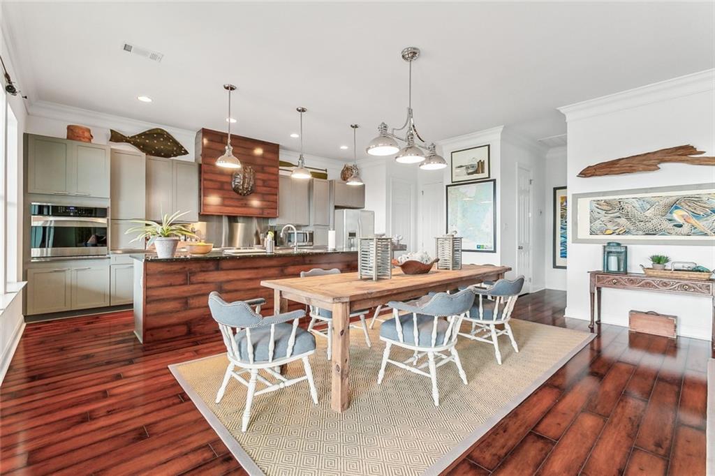 St. Bernard, Louisiana 70085, United States, 4 Bedrooms Bedrooms, ,5 BathroomsBathrooms,Residential,Pending,54588