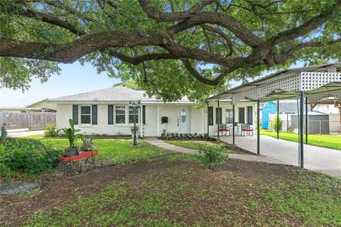 Photo of 203 BROAD Street, Belle Chasse, LA 70037 (MLS # 2562022)