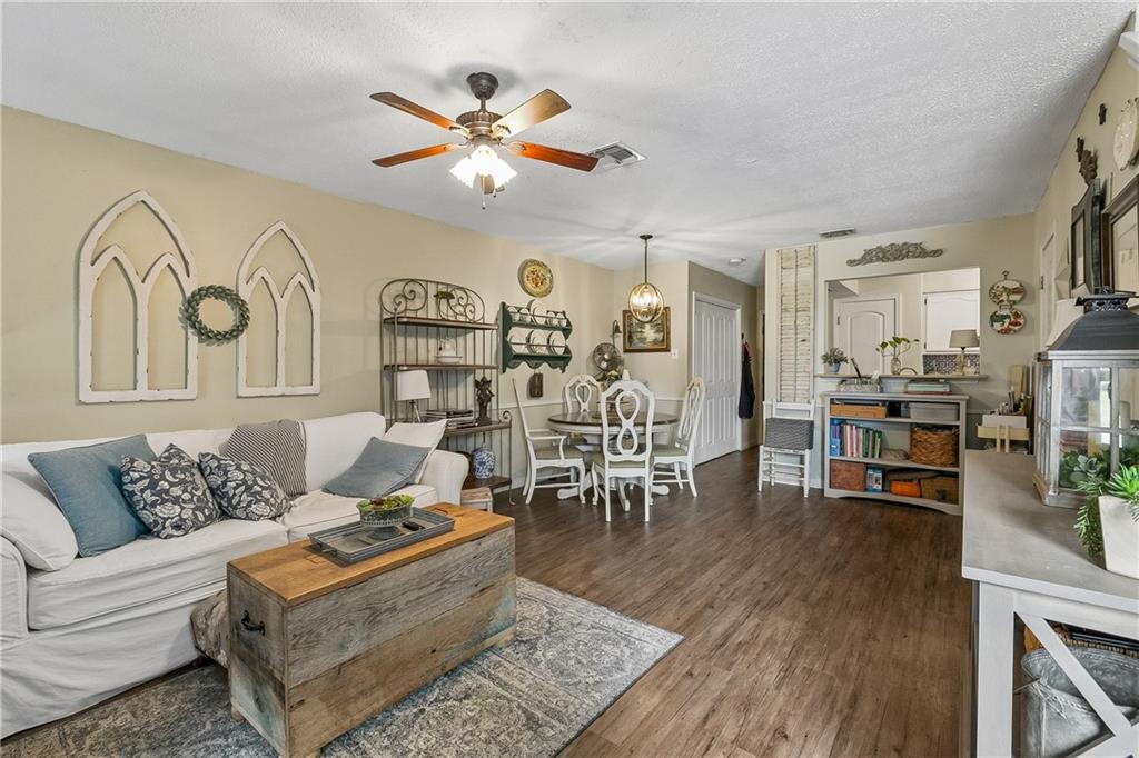 135 LAKEWOOD Drive D