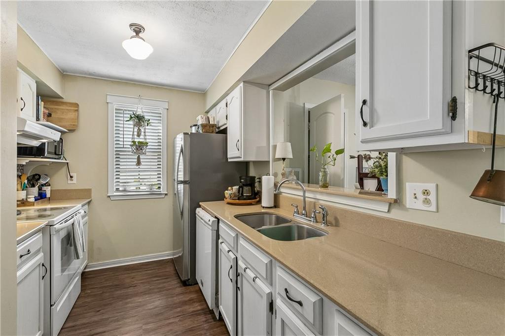 135 LAKEWOOD Drive D