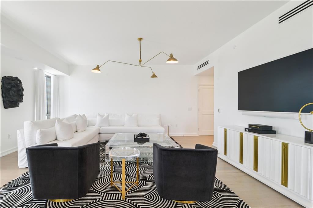2 CANAL Street 2308