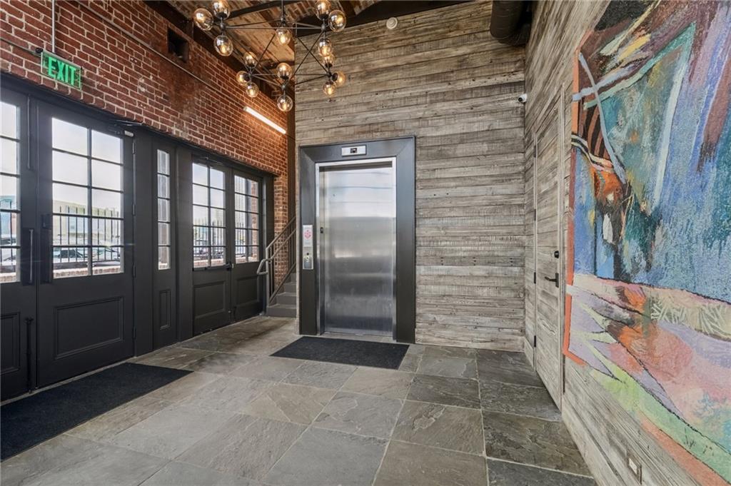 208 BIENVILLE Street 5