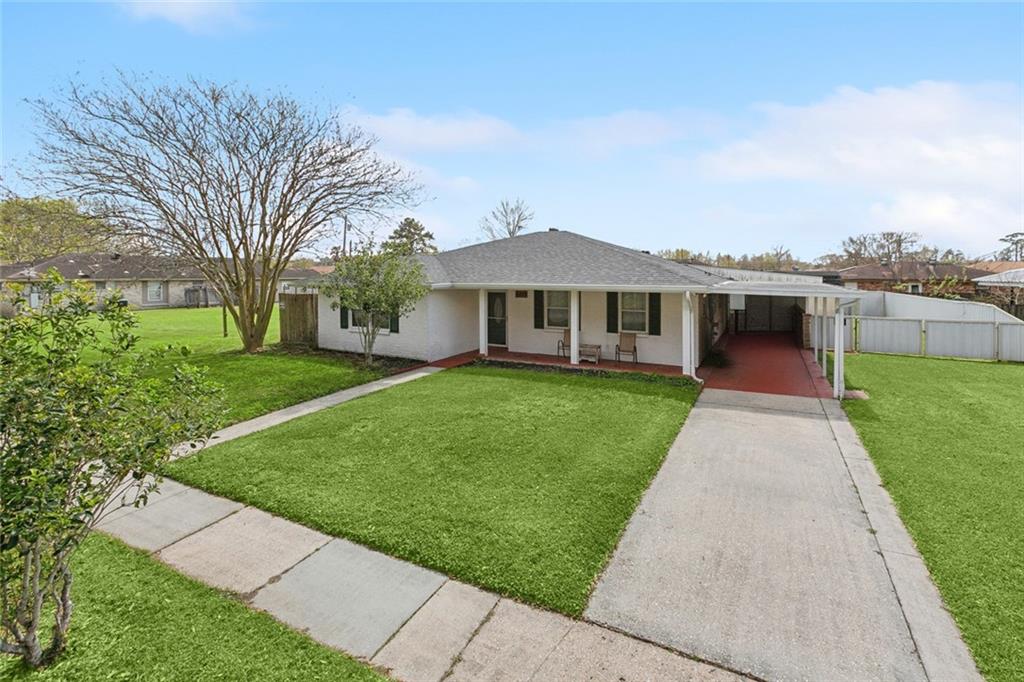 2109 RIVERBEND Drive