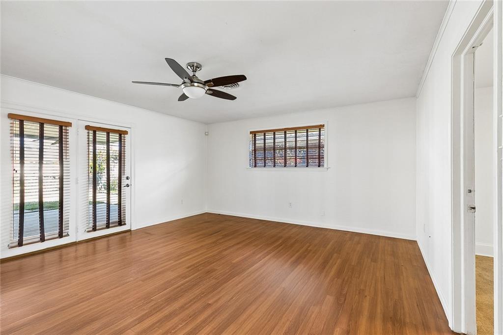 216 NELSON Drive