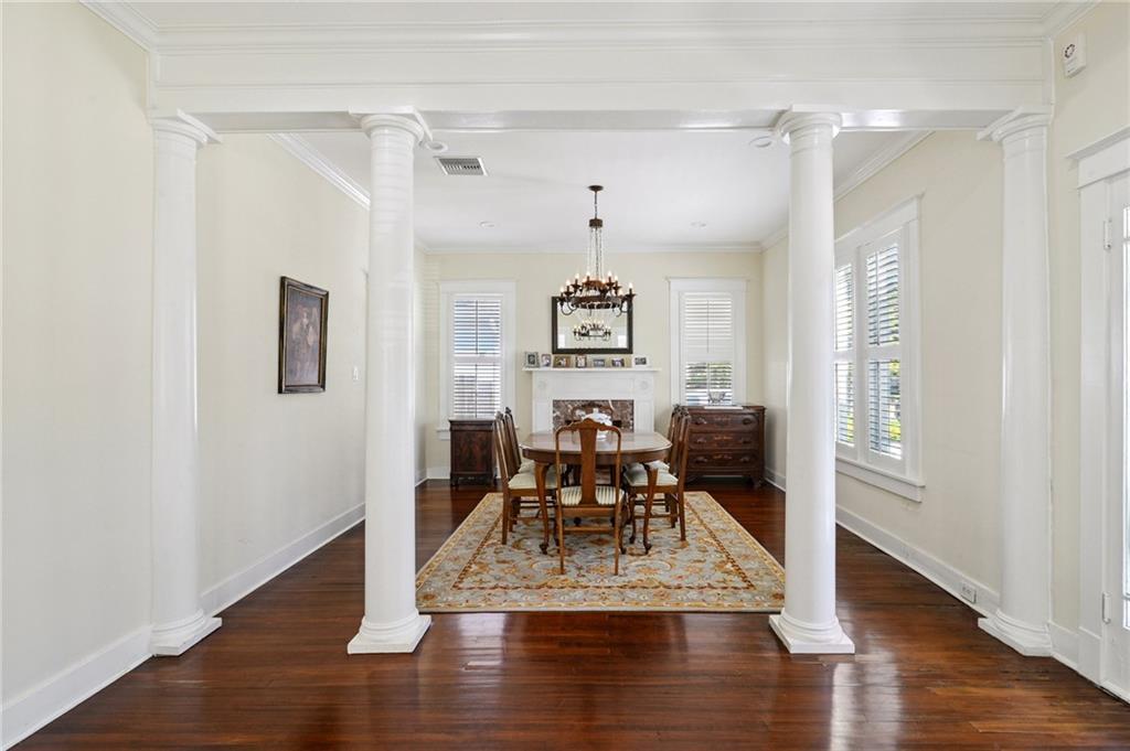 144 METAIRIE LAWN Drive