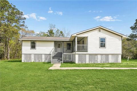 Photo of 60154 S 8TH Street, Lacombe, LA 70445 (MLS # 2550002)