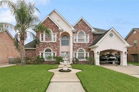 2313 ARAMIS Drive Meraux LA 70075