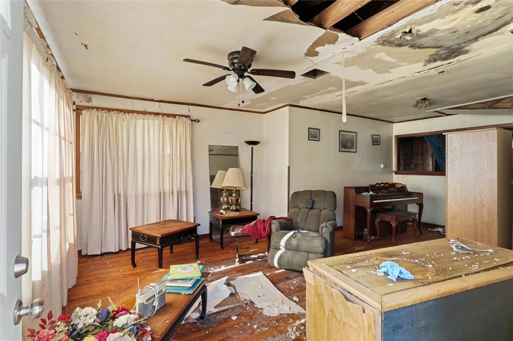 10521 CARTHAGE Street