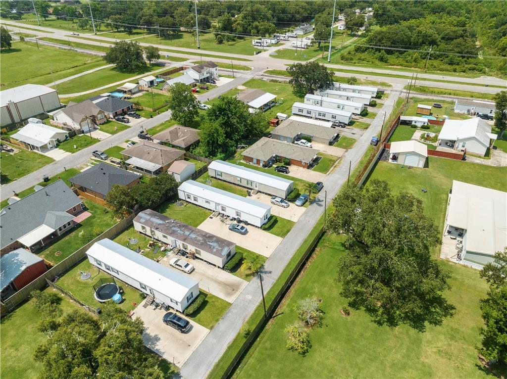 Belle Chasse, Louisiana 70037, United States, 37 Bedrooms Bedrooms, ,22 BathroomsBathrooms,Residential,Pending,25922