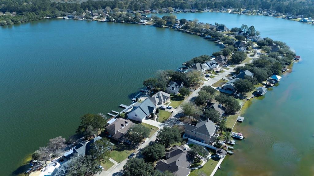14131 S LAKESHORE Drive