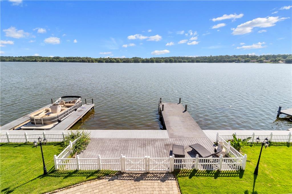 14131 S LAKESHORE Drive