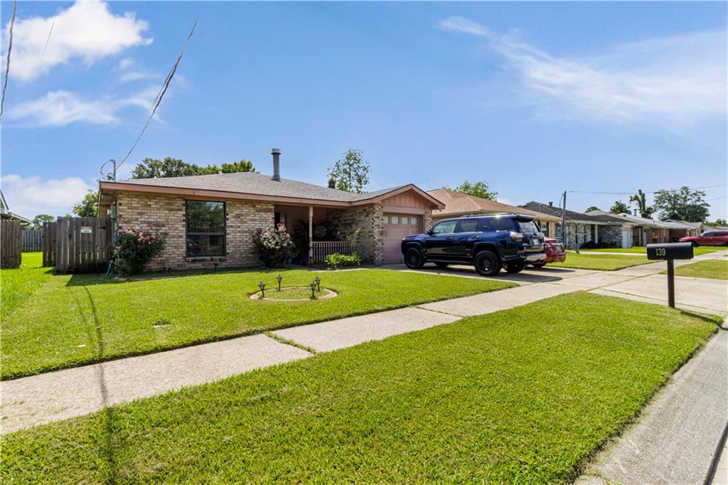 139 RIVERVIEW Drive