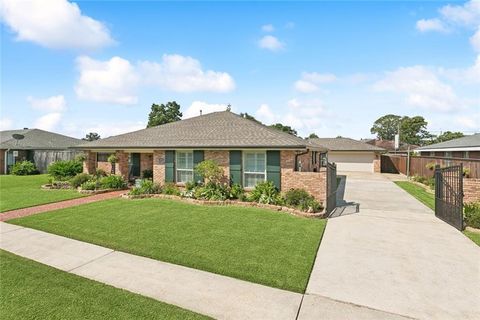 1304 GIUFFRIAS Avenue Metairie LA 70001