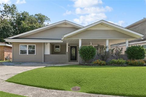 9025 CAMILLE Court River Ridge LA 70123