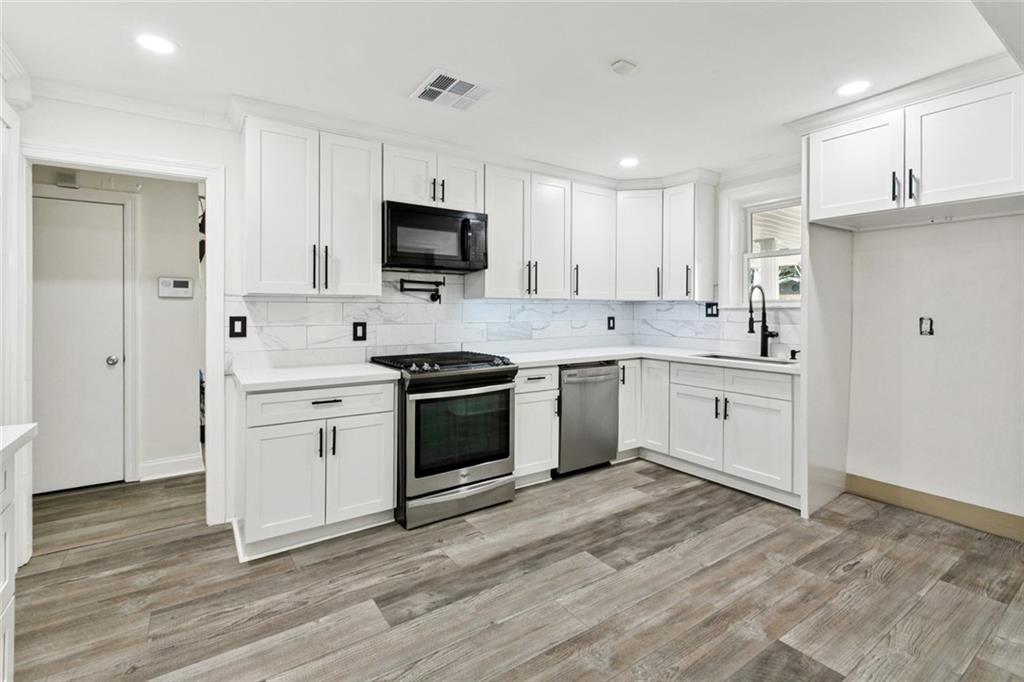 9025 CAMILLE Court