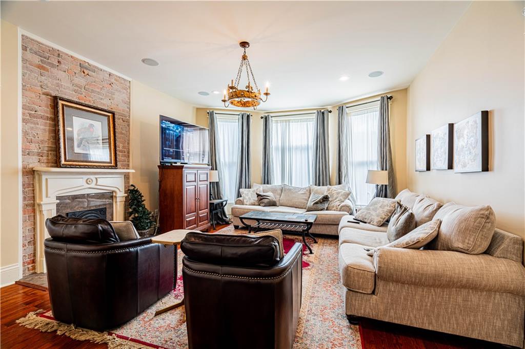 1800 ESPLANADE Avenue