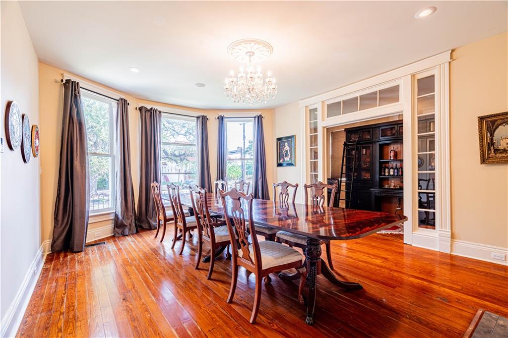 1800 ESPLANADE Avenue