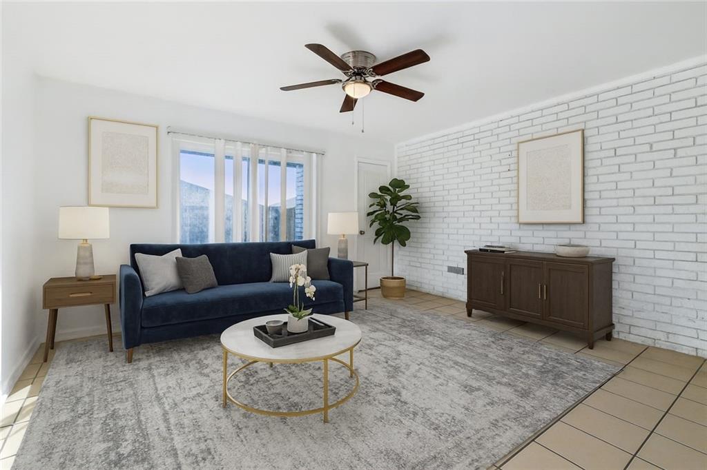 7001-7003 YORKTOWN Drive