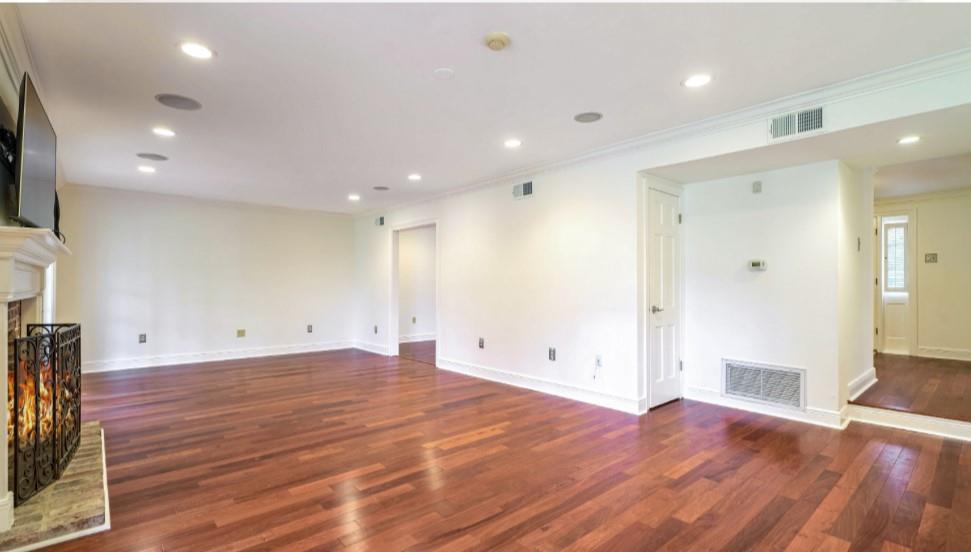 301 GARDEN Road