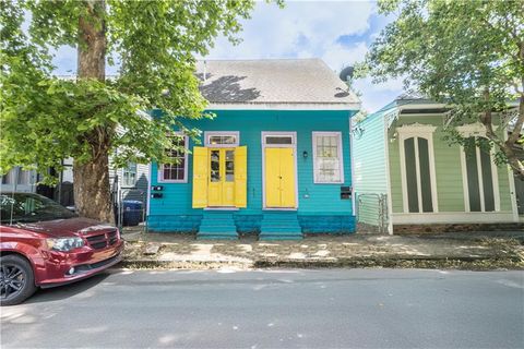2320 BURGUNDY Street New Orleans LA 70117