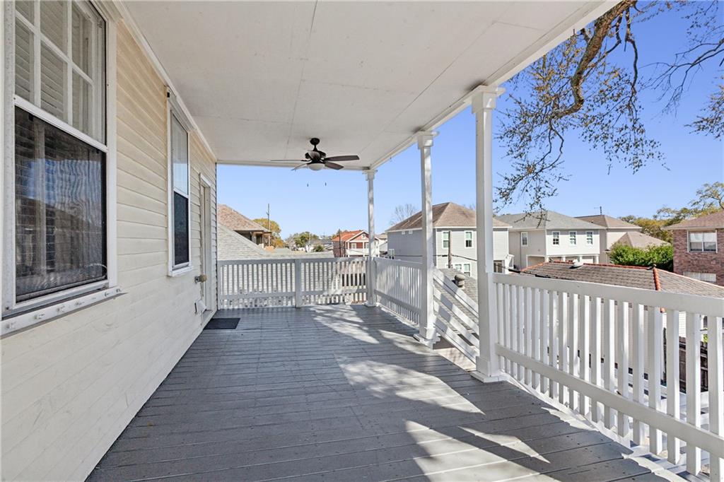 New Orleans, Louisiana 70124, United States, 3 Bedrooms Bedrooms, ,2 BathroomsBathrooms,Residential,Pending,64010