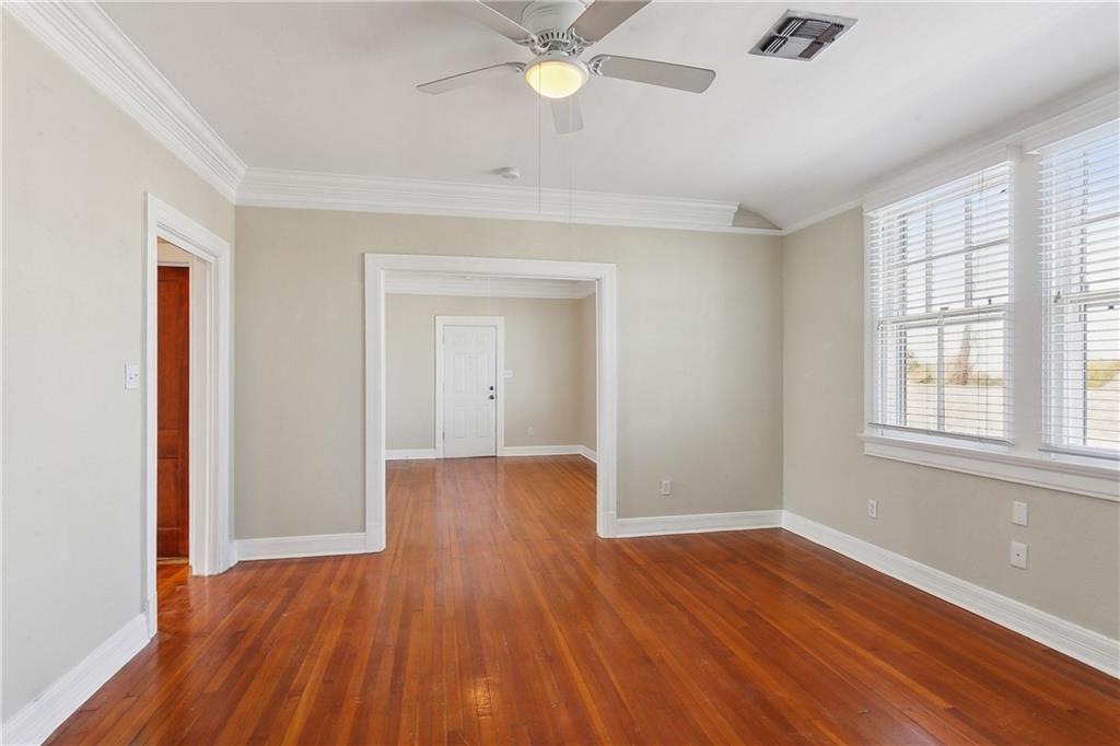New Orleans, Louisiana 70124, United States, 3 Bedrooms Bedrooms, ,2 BathroomsBathrooms,Residential,Pending,64010