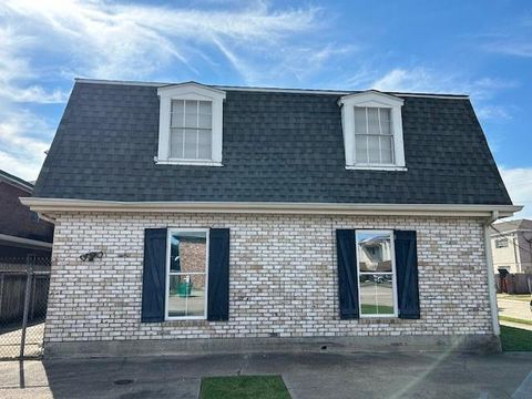 2328 GIUFFRIAS Avenue Metairie LA 70001
