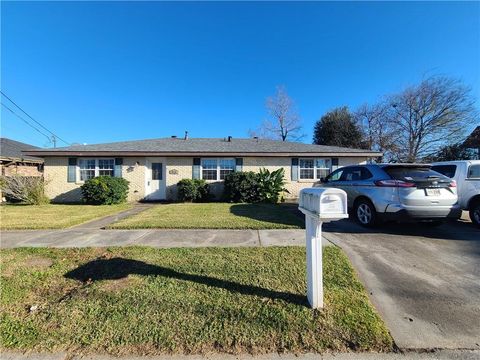 2613 ROSETTA Drive Chalmette LA 70043