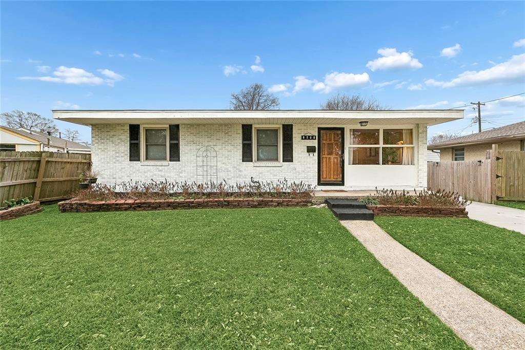 Photo 1 of 20 — 6208 CUMMINS Street, Metairie, LA 70003