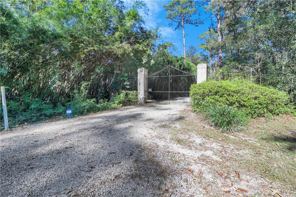 32 PINE EDGE Lane