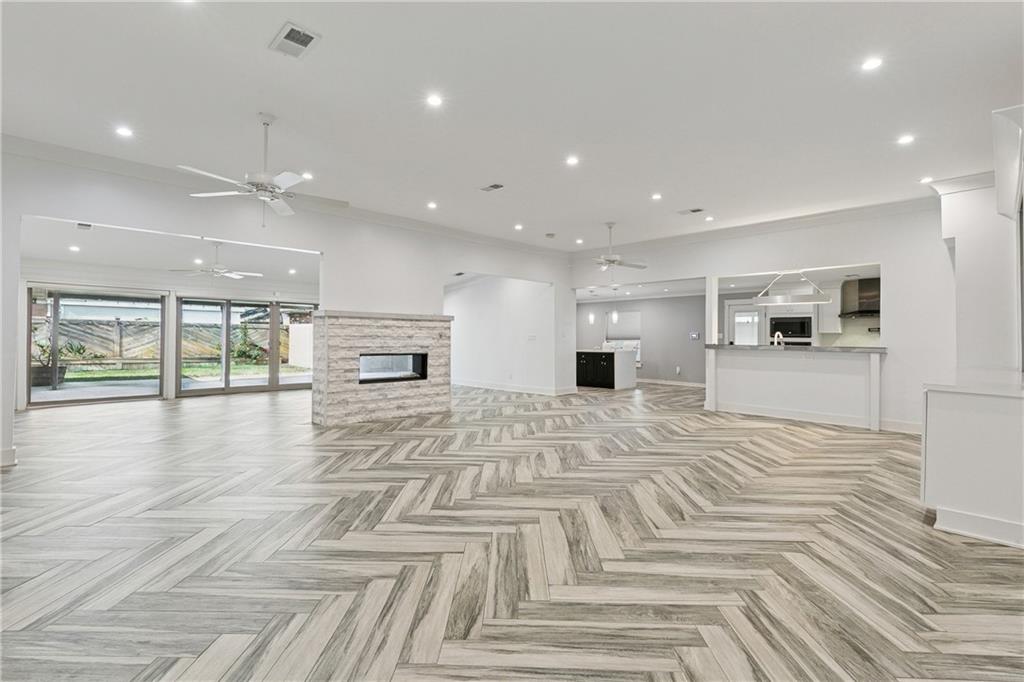 33 SHENANDOAH Street