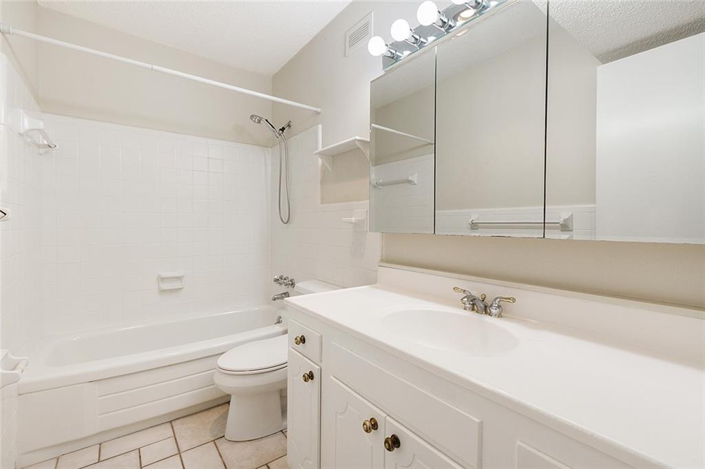 2704 WHITNEY Place 815