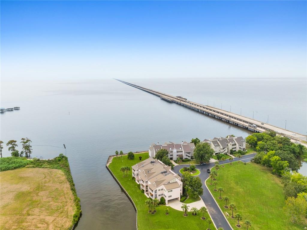 Mandeville, Louisiana 70448, United States, 3 Bedrooms Bedrooms, ,3 BathroomsBathrooms,Residential,Active,14832