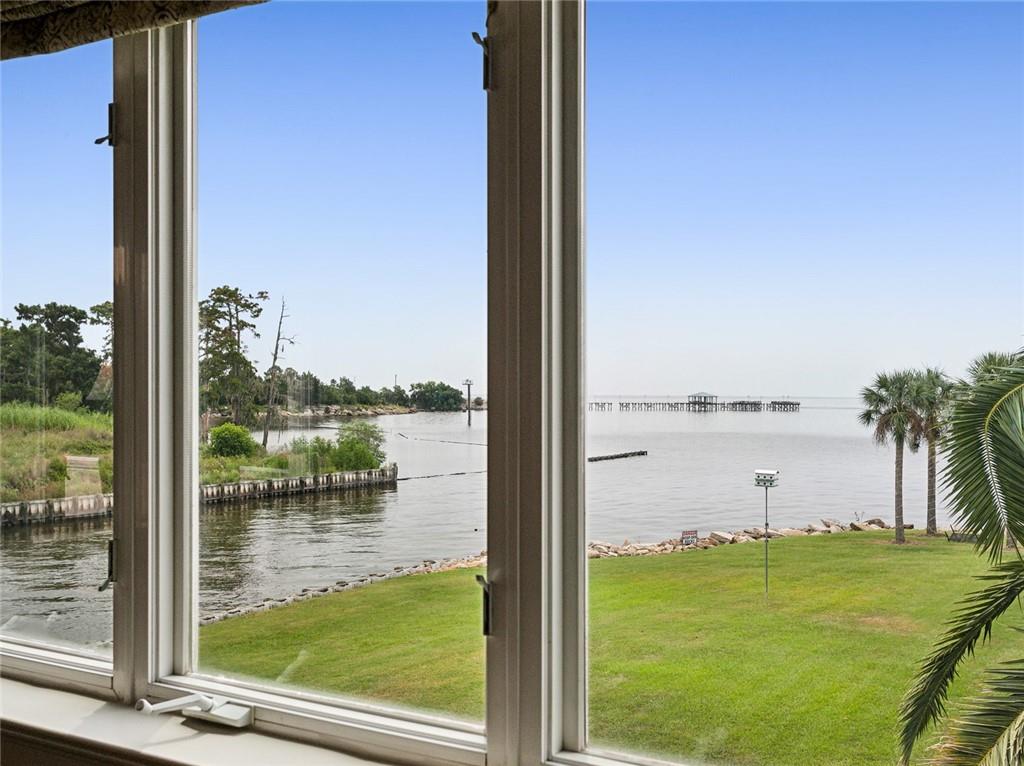 Mandeville, Louisiana 70448, United States, 3 Bedrooms Bedrooms, ,3 BathroomsBathrooms,Residential,Active,14832