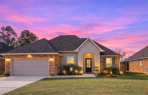 Photo of 42157 WOOD Avenue, Ponchatoula, LA 70454 (MLS # 2545361)