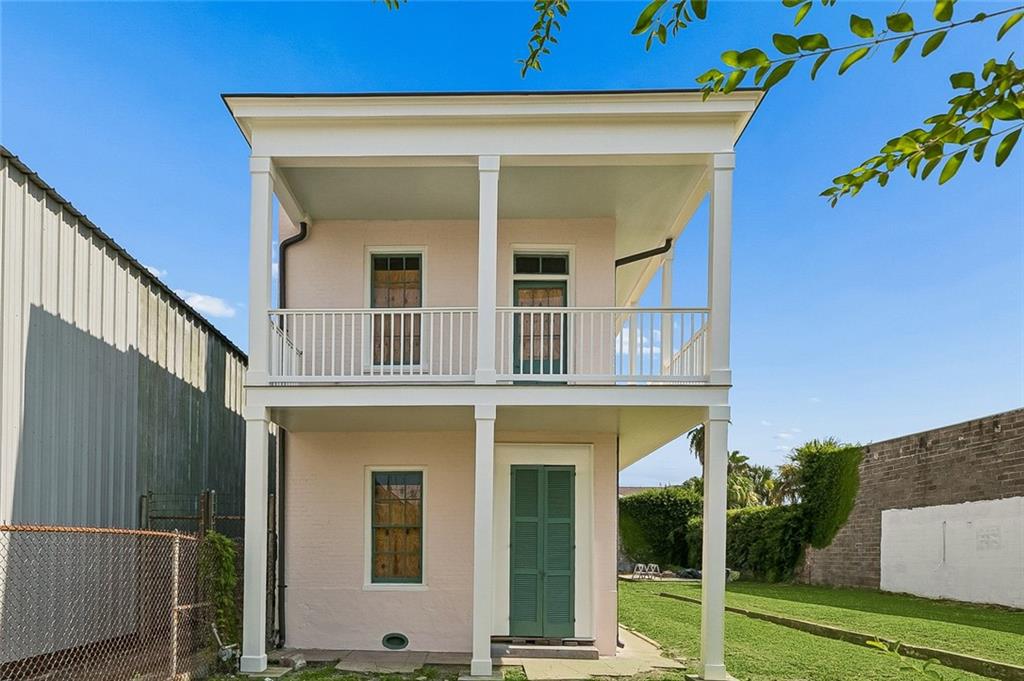 623 ORANGE Street