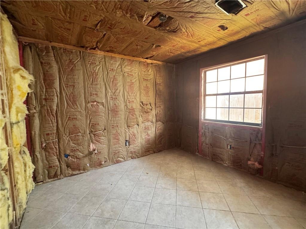 493 LONGWOOD Drive