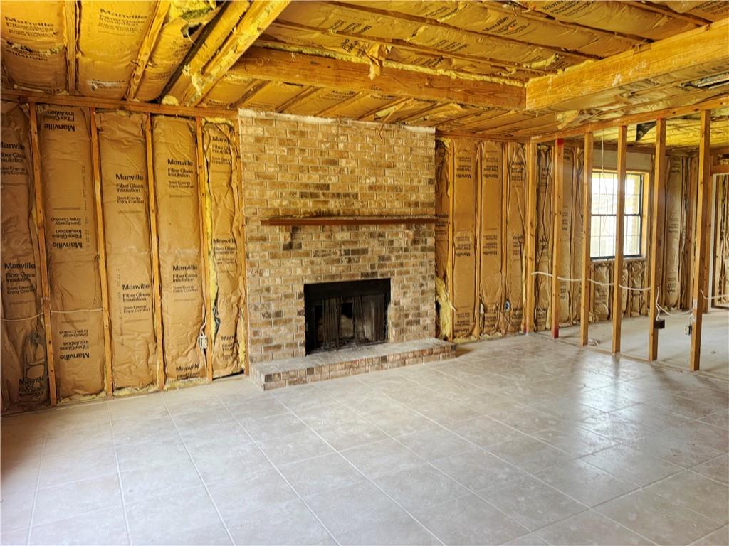 493 LONGWOOD Drive