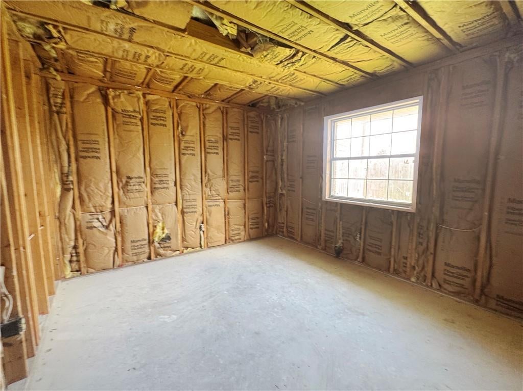 493 LONGWOOD Drive