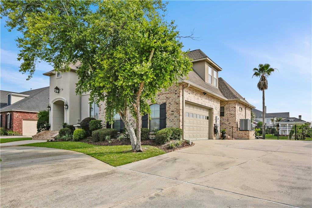 231 AZORES Drive