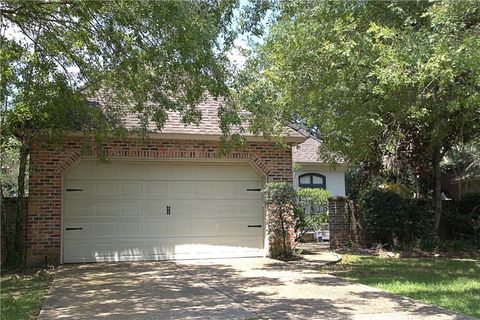 107 ORCHARD ROW Row Abita Springs LA 70420