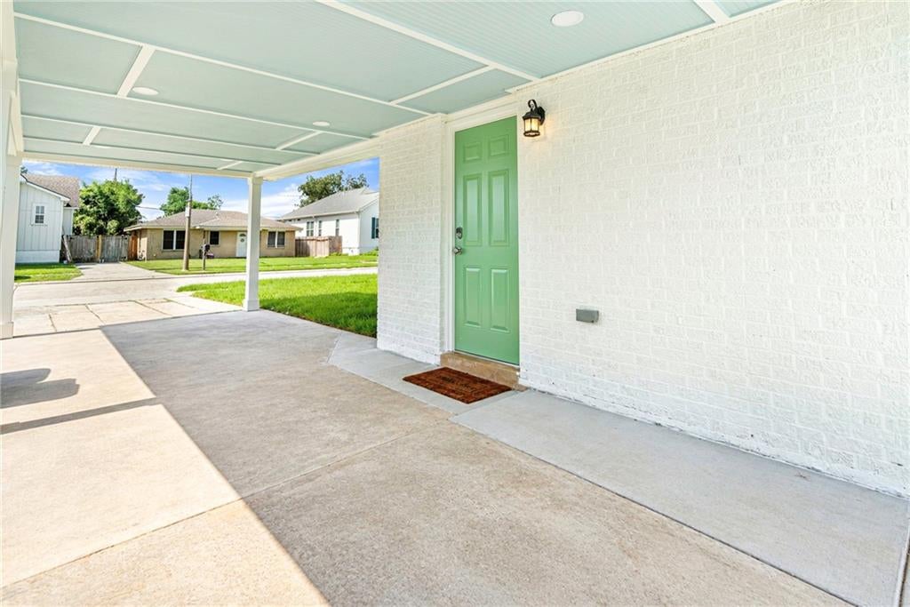 1513 SCHNELL Drive